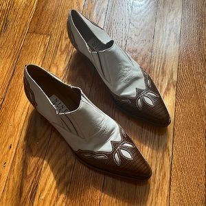 Gorgeous vintage Nine West western booties